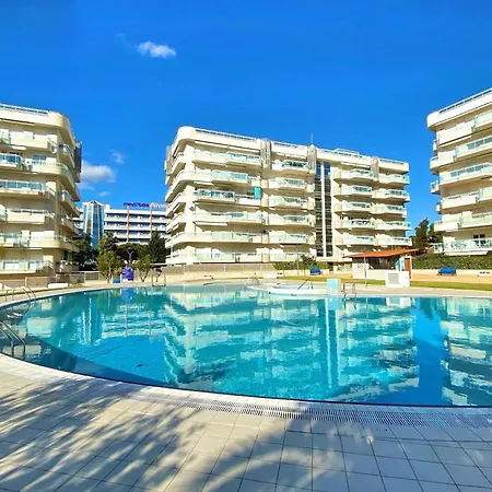 Ch3 Parking Incluido アパート サロウ